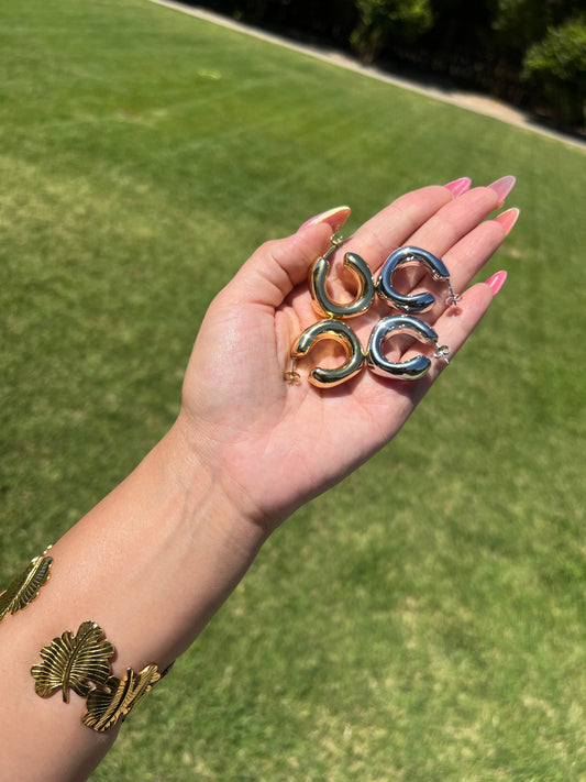 “Extraordinary” Chunky Hoops