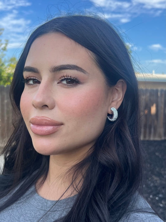 “Tell me More” Shiny Stud Circle Earrings