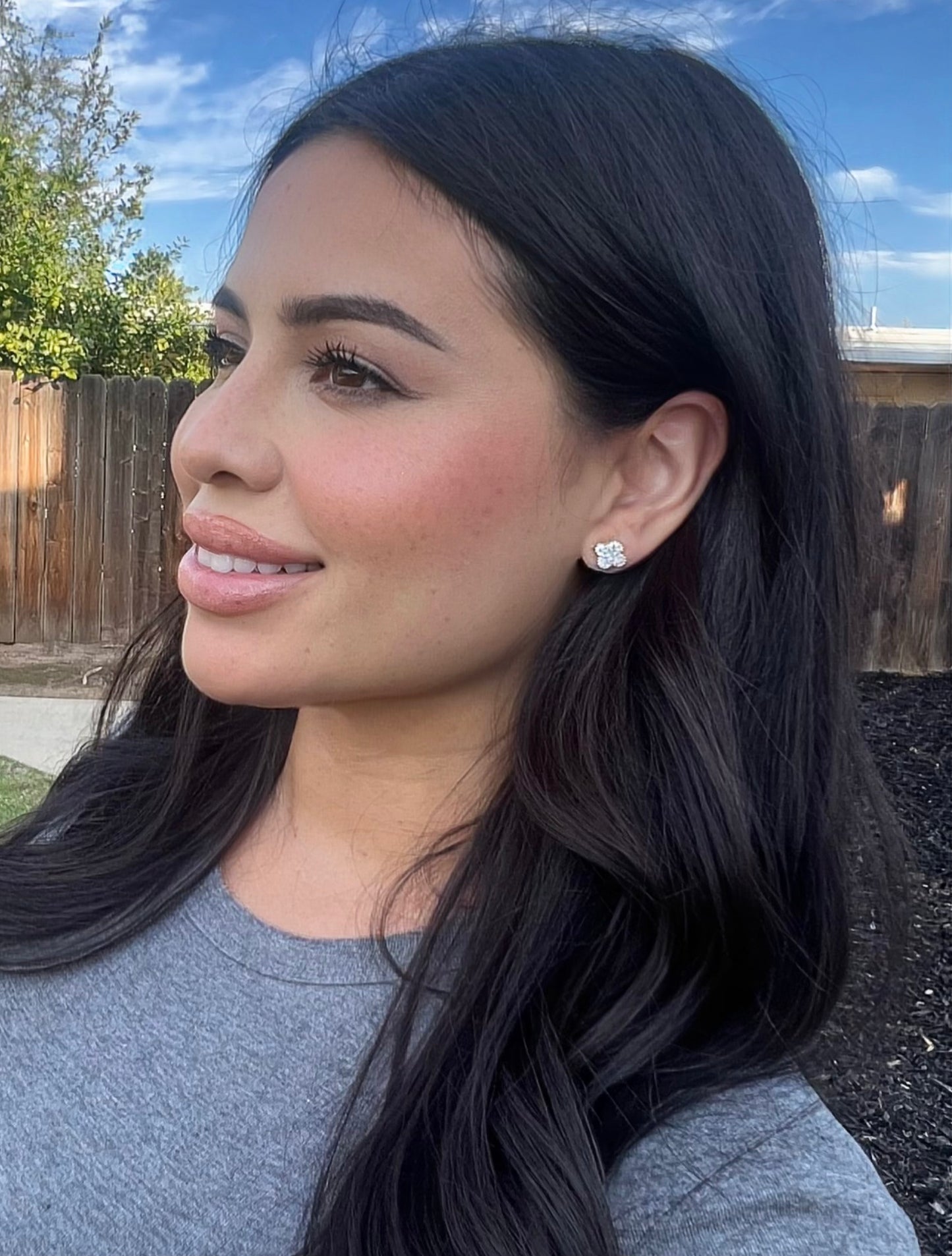 “Elegant” White Clover Studs