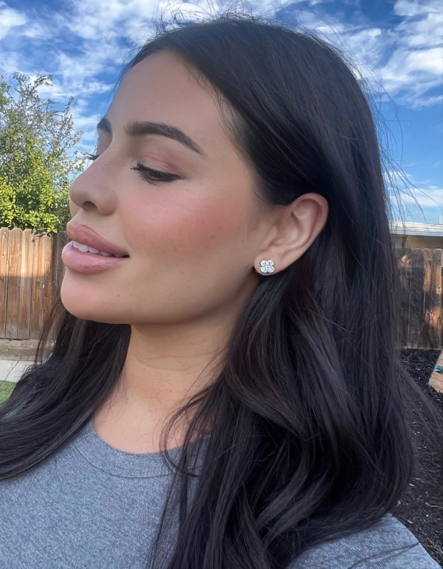 “Elegant” White Clover Studs